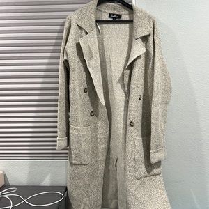 Cuddle club beige long sleeve sweater coat